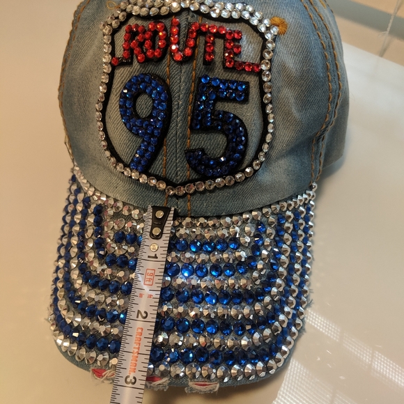 Accessories - baseball cap hat